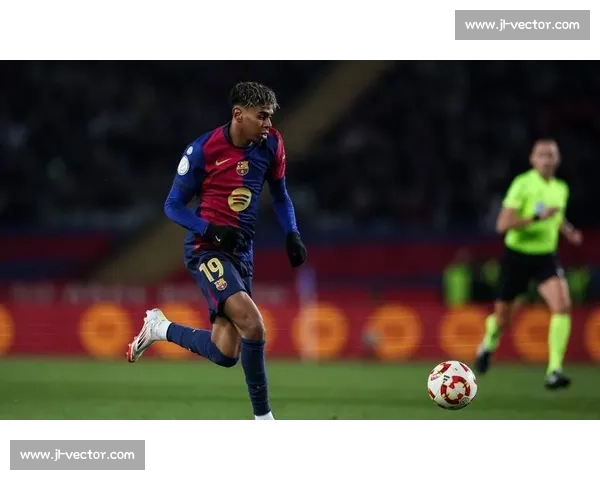 纳斯里力挺登贝莱:天赋属亚马尔,但赛季表现他才是金球最佳